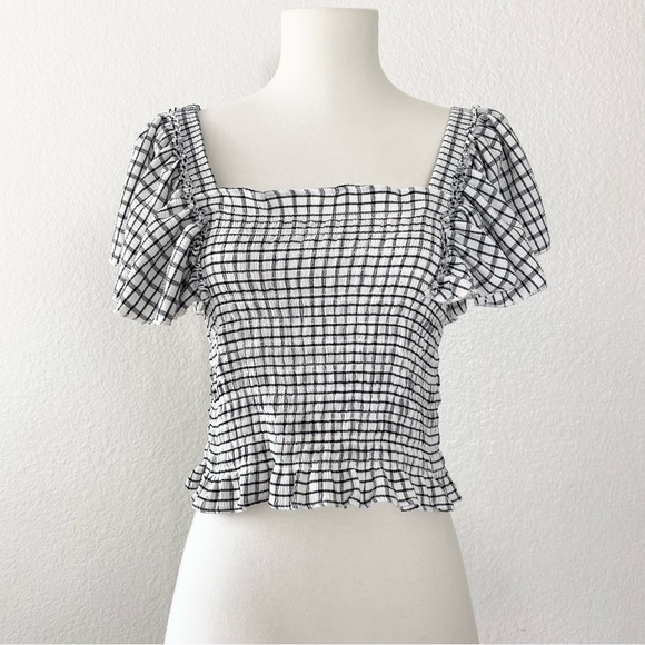 Anthropologie Tops - MAEVE BY ANTHROPOLOGY Crinkle Gingham Smoked Crop Top
